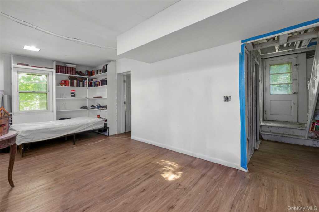 1121 North Street, White Plains, NY 10605 - Photo 10 of 16