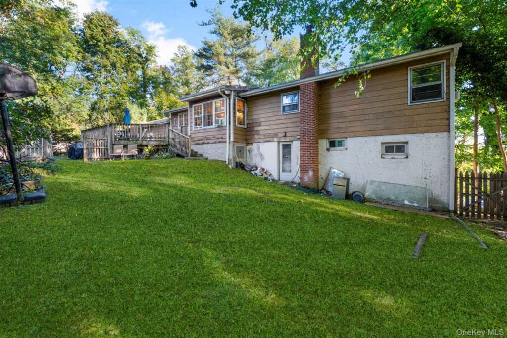 1121 North Street, White Plains, NY 10605 - Photo 12 of 16