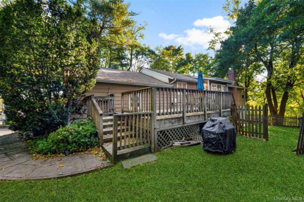 1121 North Street, White Plains, NY 10605 - Photo 14 of 16