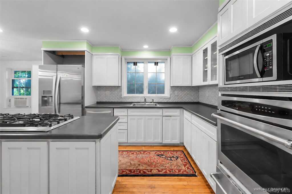 1121 North Street, White Plains, NY 10605 - Photo 5 of 16