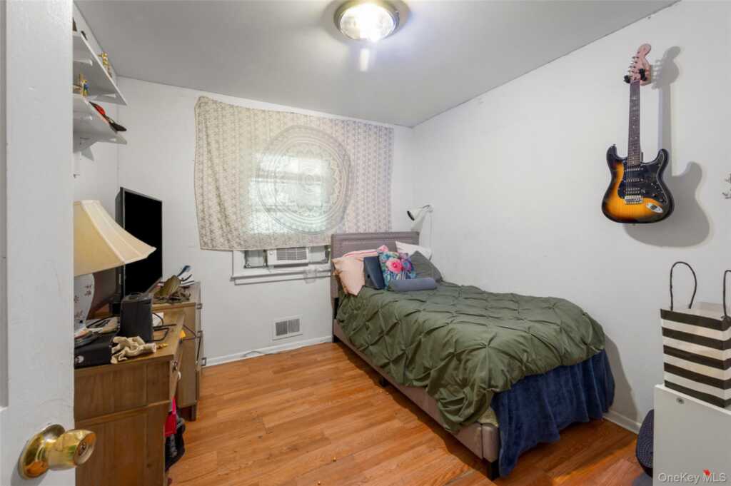 1121 North Street, White Plains, NY 10605 - Photo 7 of 16