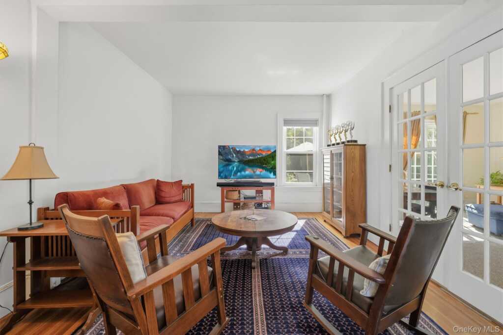 29 Clinton Street, White Plains, NY 10603 - Photo 10 of 50