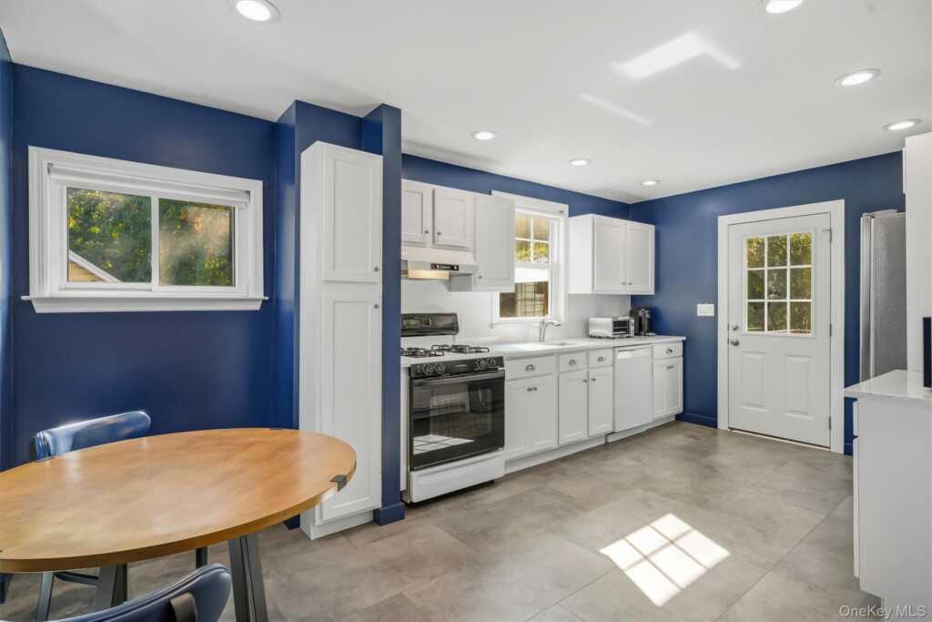 29 Clinton Street, White Plains, NY 10603 - Photo 17 of 50