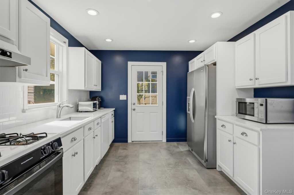 29 Clinton Street, White Plains, NY 10603 - Photo 19 of 50