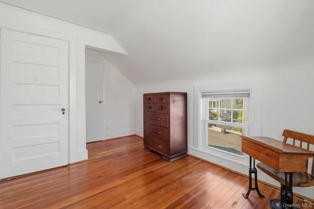 29 Clinton Street, White Plains, NY 10603 - Photo 36 of 50