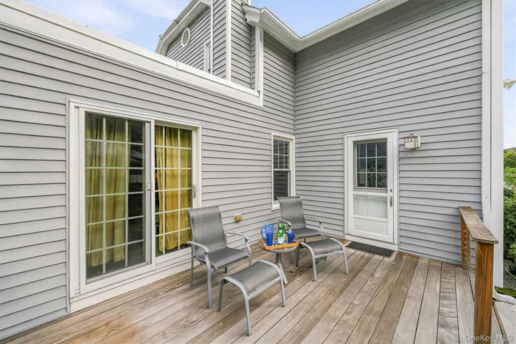 29 Clinton Street, White Plains, NY 10603 - Photo 38 of 50
