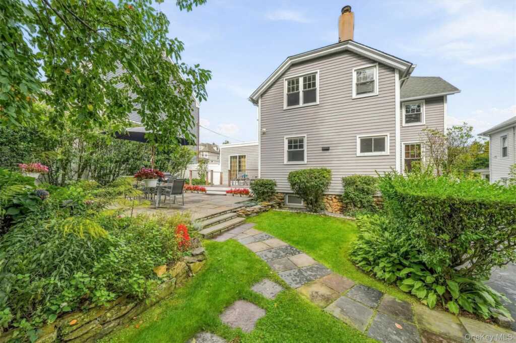 29 Clinton Street, White Plains, NY 10603 - Photo 42 of 50
