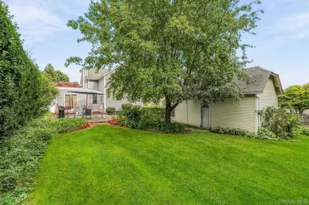 29 Clinton Street, White Plains, NY 10603 - Photo 47 of 50