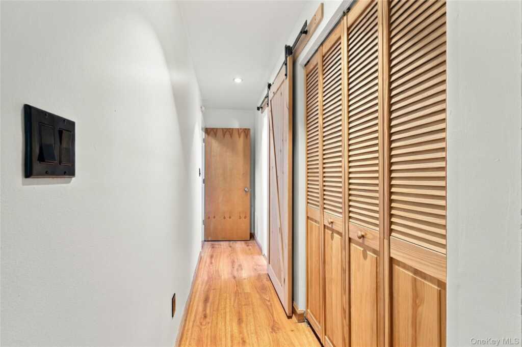 22 Village Green, Rye, NY 10573 - Photo 13 of 28