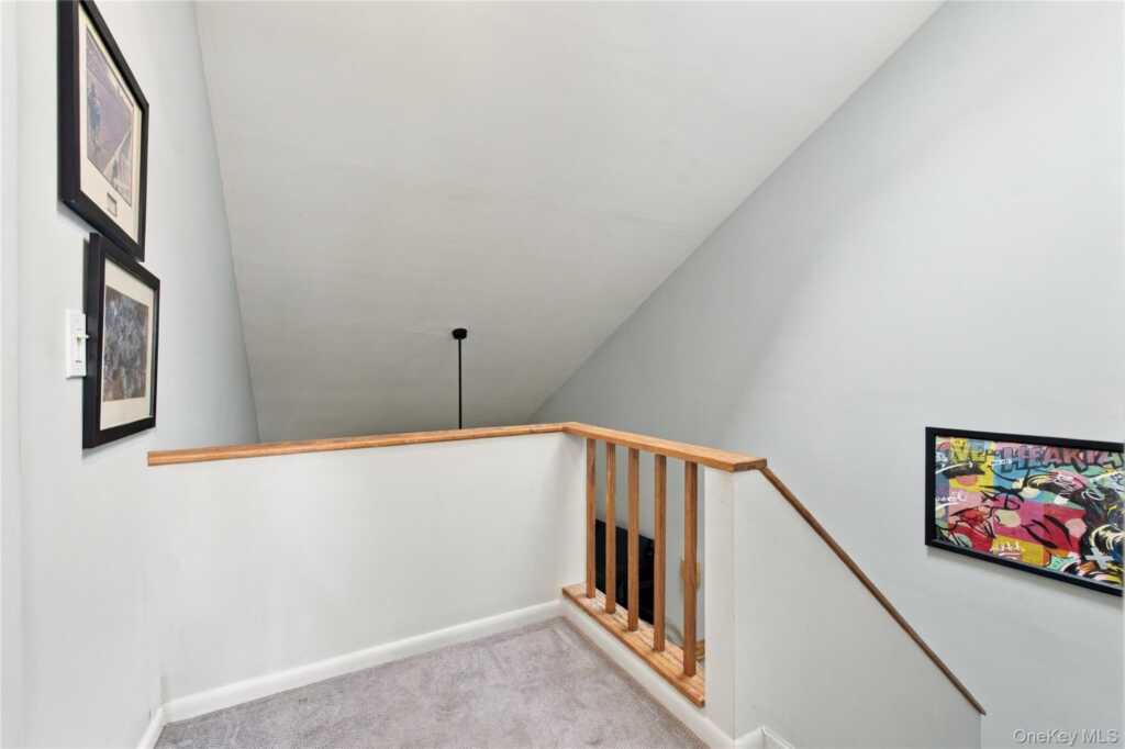 22 Village Green, Rye, NY 10573 - Photo 19 of 28