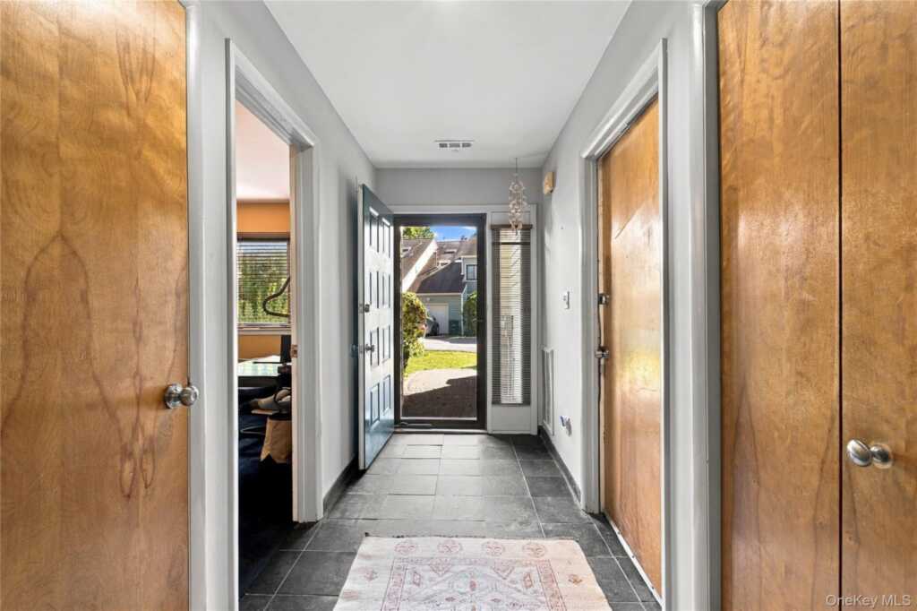 22 Village Green, Rye, NY 10573 - Photo 21 of 28