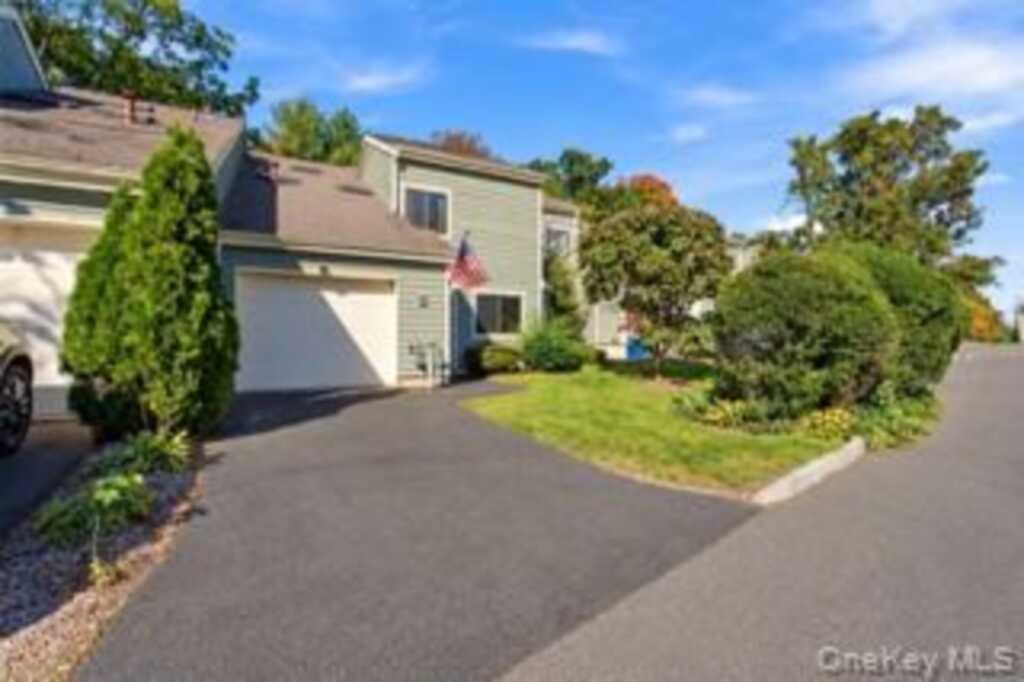 22 Village Green, Rye, NY 10573 - Photo 26 of 28