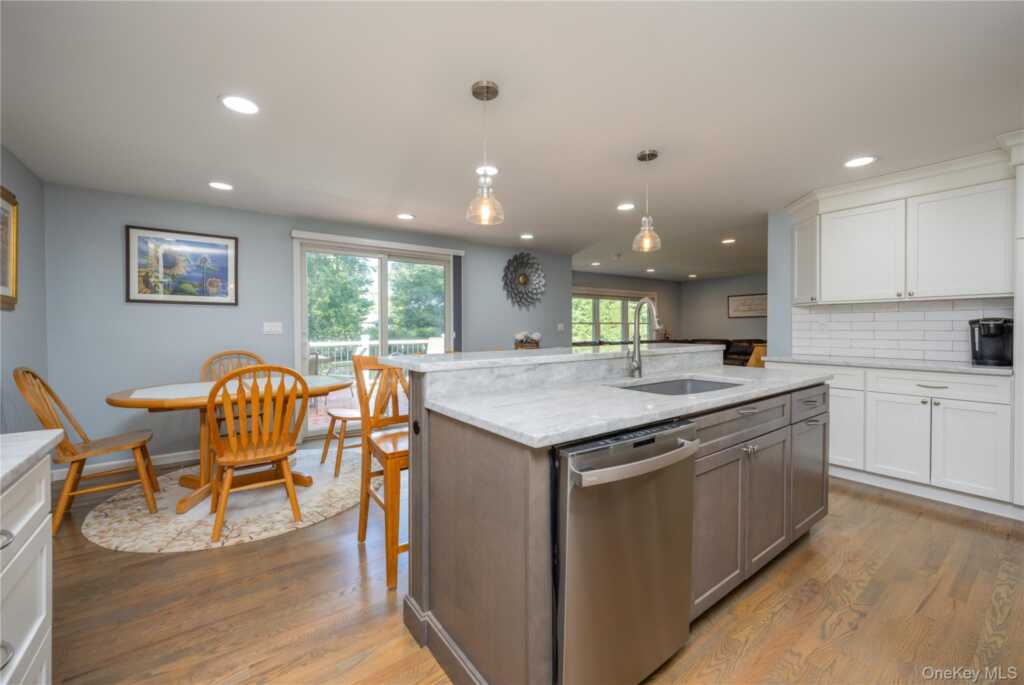 7 Virginia Street, New City, NY 10956 - Photo 12 of 49