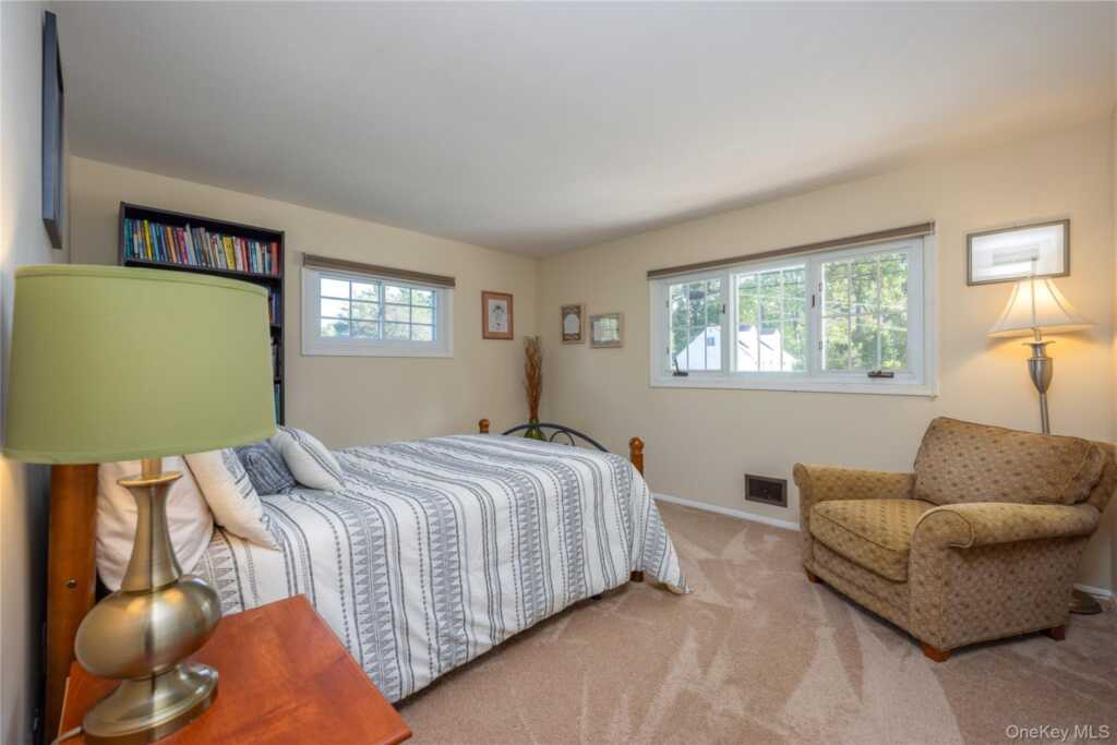 7 Virginia Street, New City, NY 10956 - Photo 23 of 49