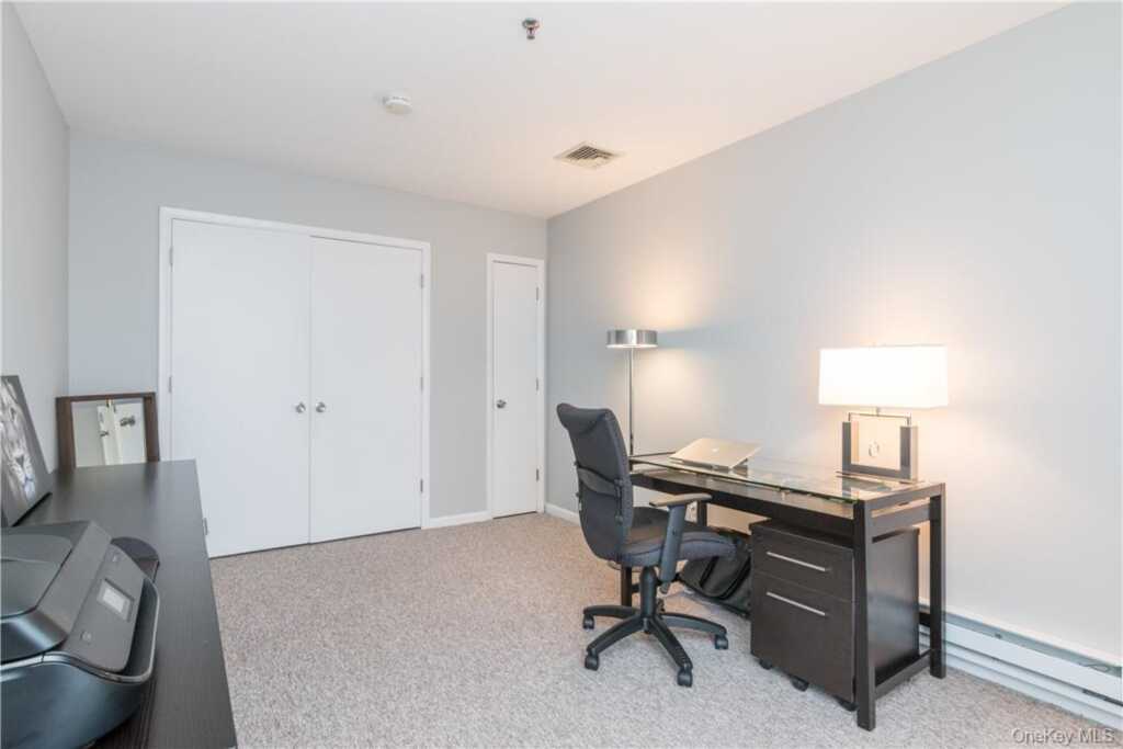 100 Chatterton Avenue, Unit #6, White Plains, NY 10606 - Photo 4 of 16