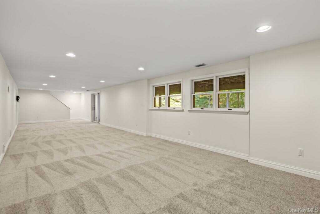 27 Mayer Drive, Suffern, NY 10901 - Photo 24 of 33