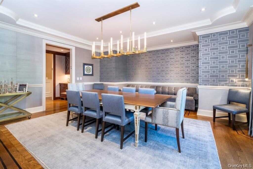 270 Trenor Drive, New Rochelle, NY 10804 - Photo 13 of 35