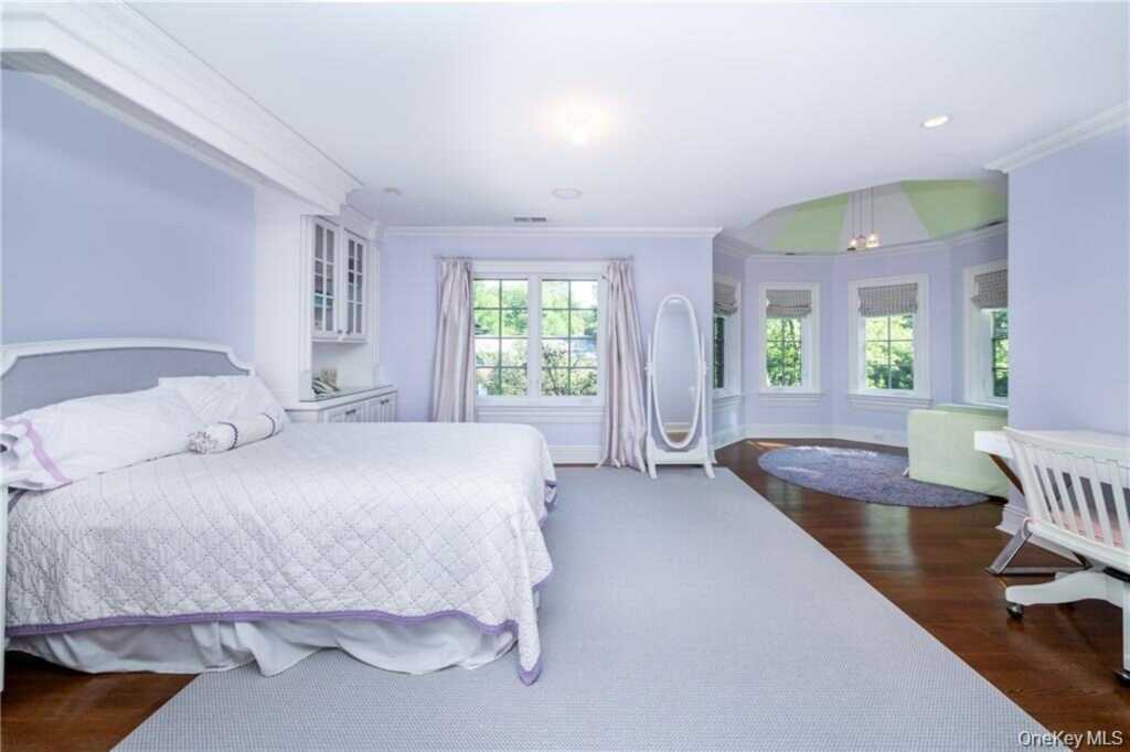 270 Trenor Drive, New Rochelle, NY 10804 - Photo 21 of 35