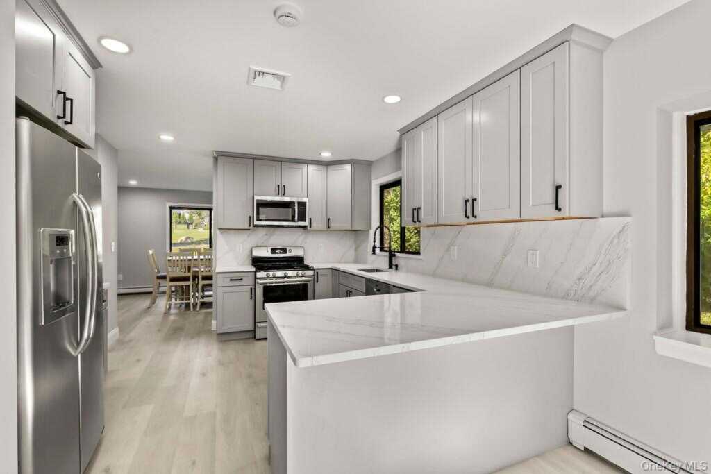 58 Burda Avenue, New City, NY 10956 - Photo 10 of 50