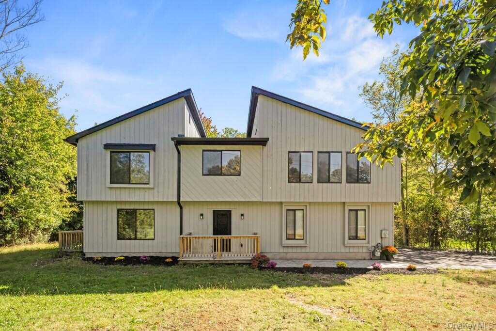 58 Burda Avenue, New City, NY 10956 - Photo 2 of 50