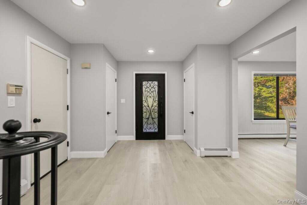 58 Burda Avenue, New City, NY 10956 - Photo 4 of 50