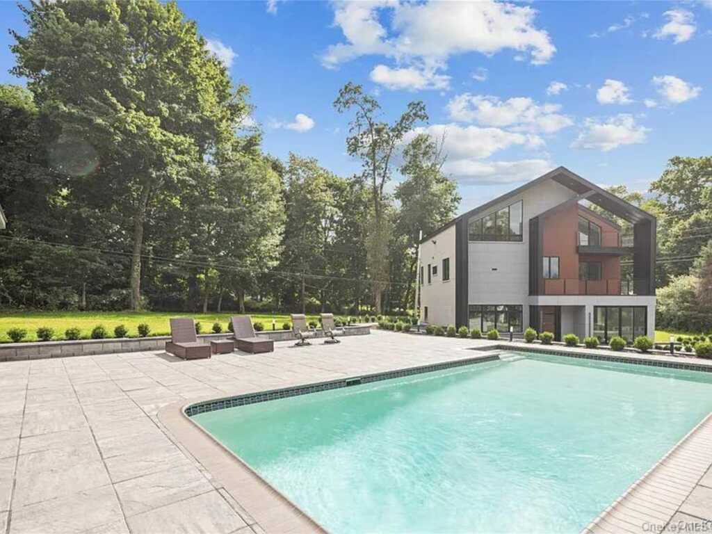 408 Buena Vista Road, New City, NY 10956 - Photo 33 of 46