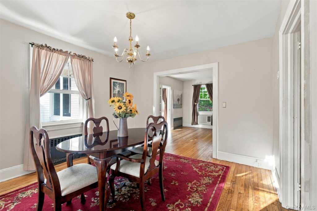 34 General Heath Avenue, White Plains, NY 10603 - Photo 24 of 44