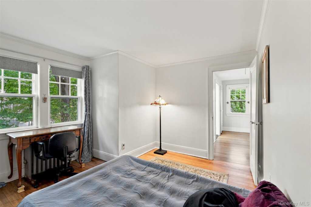 34 General Heath Avenue, White Plains, NY 10603 - Photo 27 of 44