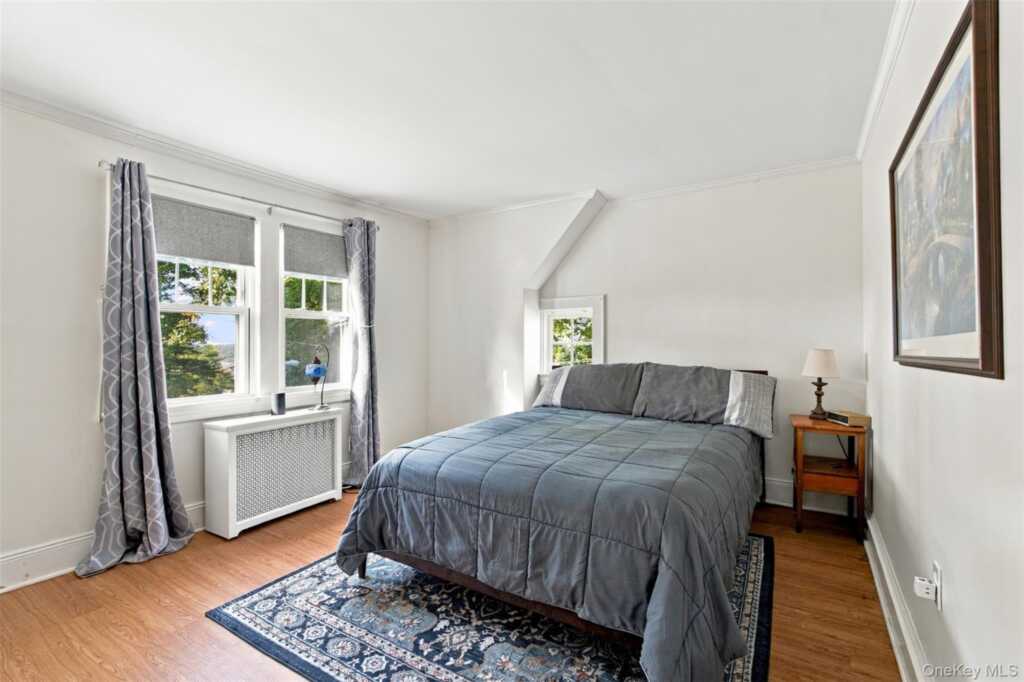 34 General Heath Avenue, White Plains, NY 10603 - Photo 30 of 44