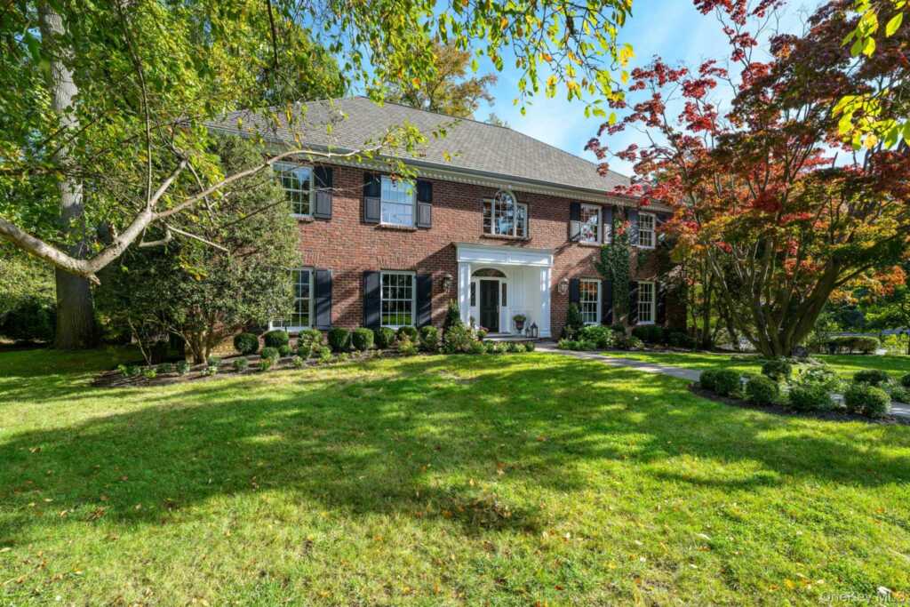 65 Greenhaven Road, Rye, NY 10580 - Photo 2 of 35