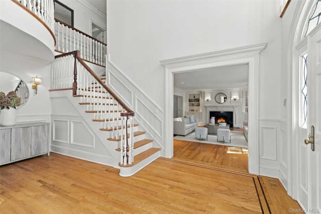 65 Greenhaven Road, Rye, NY 10580 - Photo 4 of 35