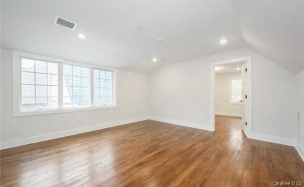 142 Maple Avenue, Rye, NY 10580 - Photo 17 of 25