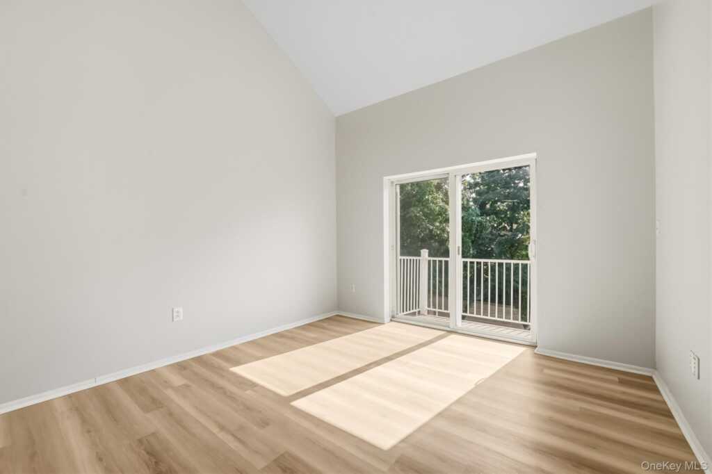 10-12 Chestnut Street, Unit #B307, Suffern, NY 10901 - Photo 15 of 50