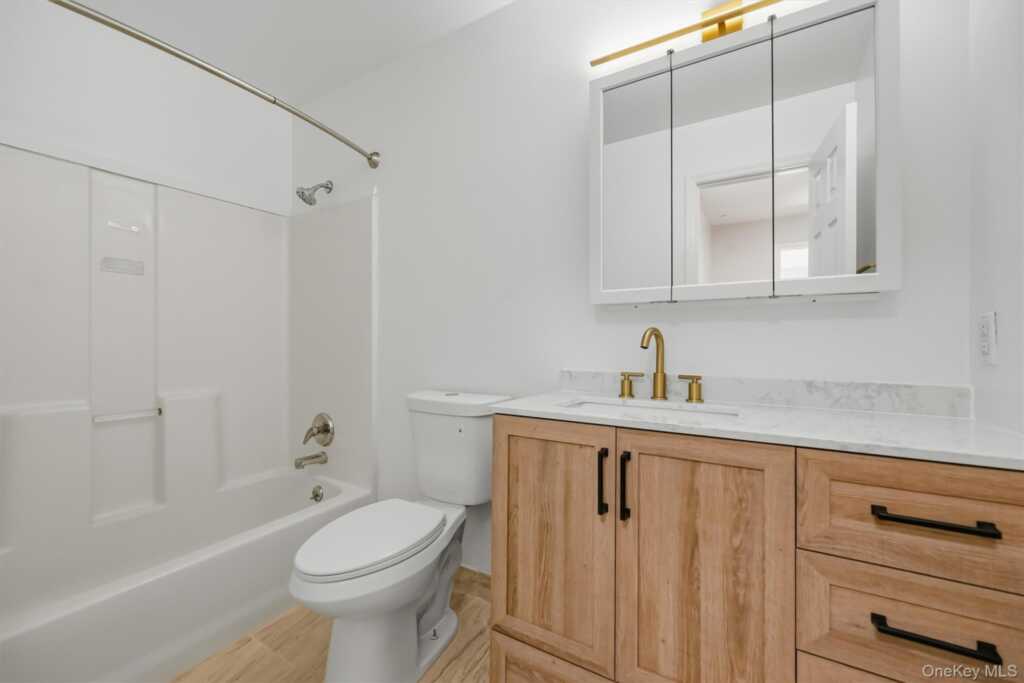 10-12 Chestnut Street, Unit #B307, Suffern, NY 10901 - Photo 29 of 50