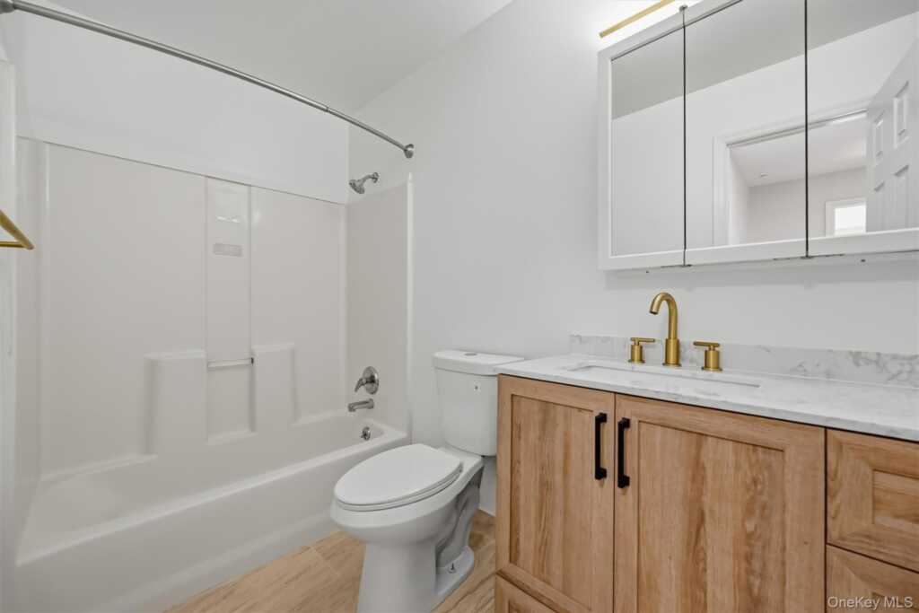 10-12 Chestnut Street, Unit #B307, Suffern, NY 10901 - Photo 30 of 50