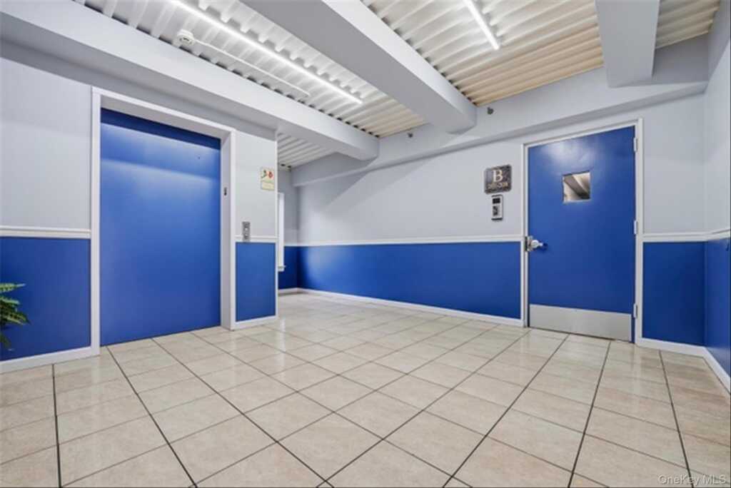 10-12 Chestnut Street, Unit #B307, Suffern, NY 10901 - Photo 4 of 50