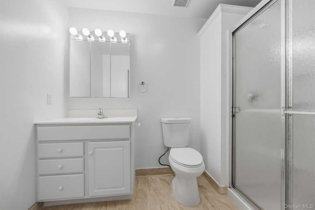 10-12 Chestnut Street, Unit #B307, Suffern, NY 10901 - Photo 41 of 50