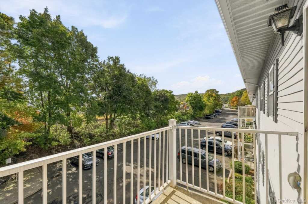 10-12 Chestnut Street, Unit #B307, Suffern, NY 10901 - Photo 45 of 50