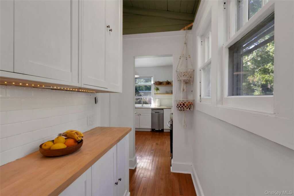115 Larchdale Avenue, Nyack, NY 10960 - Photo 15 of 29