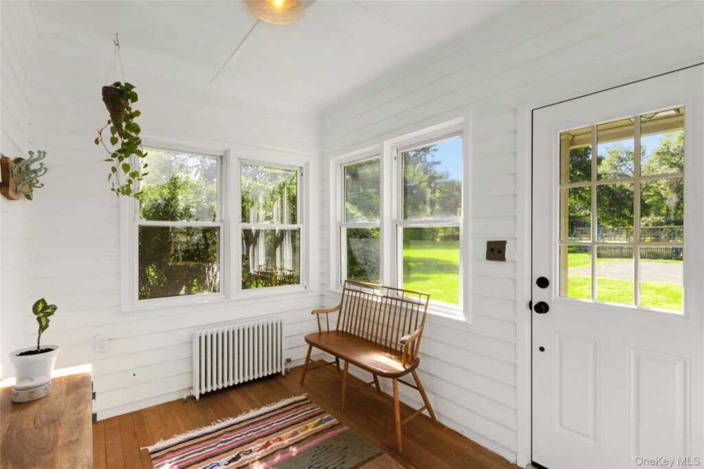 115 Larchdale Avenue, Nyack, NY 10960 - Photo 4 of 29
