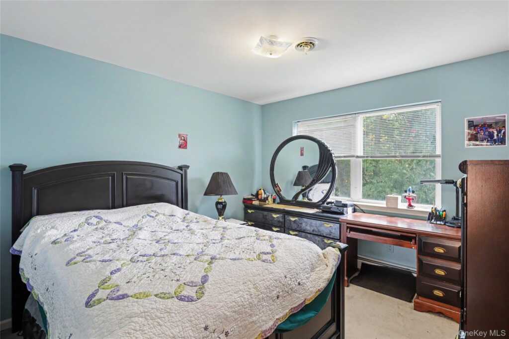 14 Blue Heron Road, Nanuet, NY 10954 - Photo 24 of 37