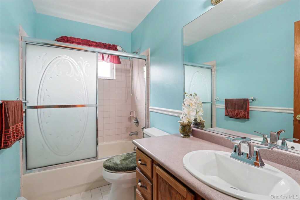 14 Blue Heron Road, Nanuet, NY 10954 - Photo 27 of 37