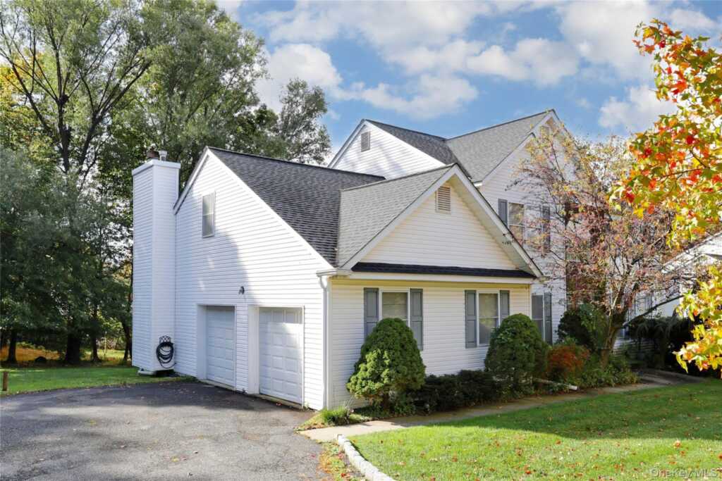 14 Blue Heron Road, Nanuet, NY 10954 - Photo 36 of 37