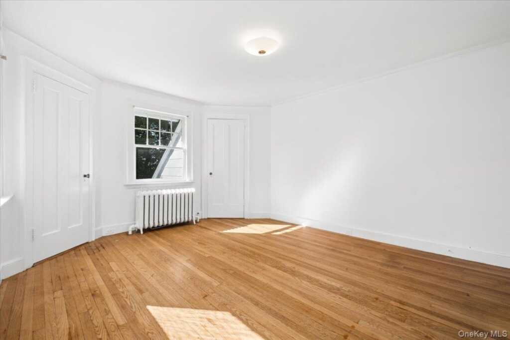 20 Whitfield Terrace, New Rochelle, NY 10801 - Photo 19 of 30