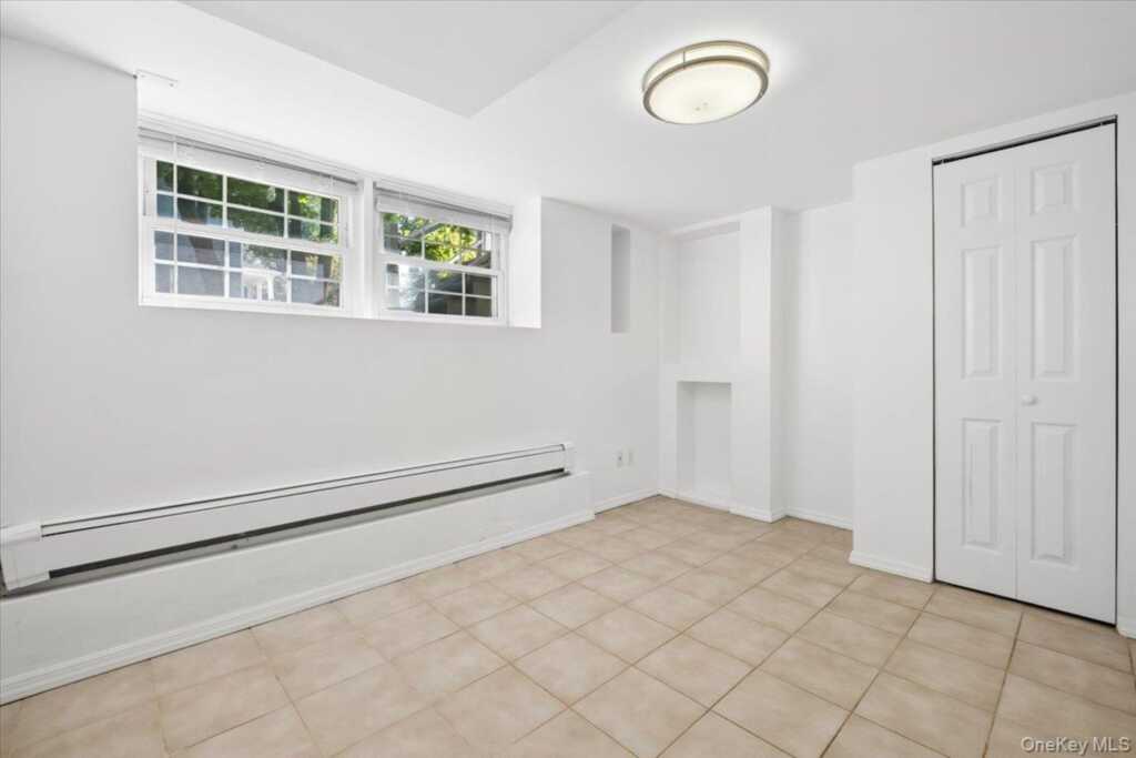 20 Whitfield Terrace, New Rochelle, NY 10801 - Photo 21 of 30
