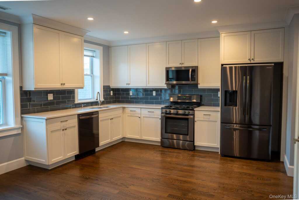 26 Pratt Street, New Rochelle, NY 10801 - Photo 18 of 33