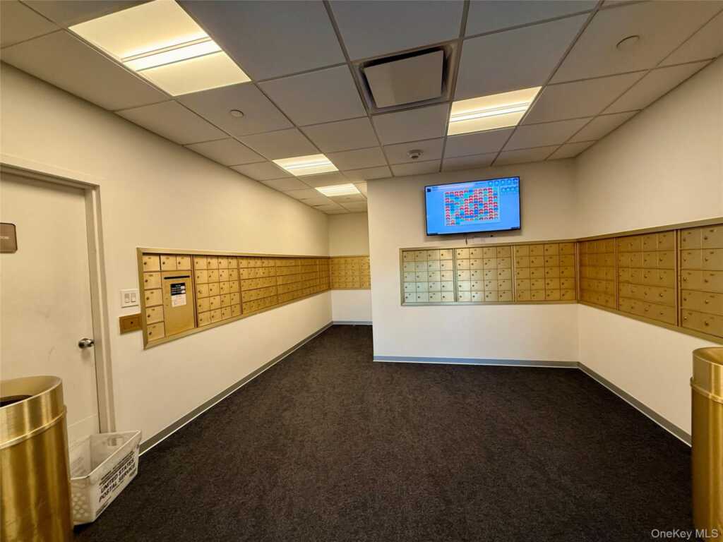 4 Martine Avenue, Unit #203, White Plains, NY 10606 - Photo 17 of 18