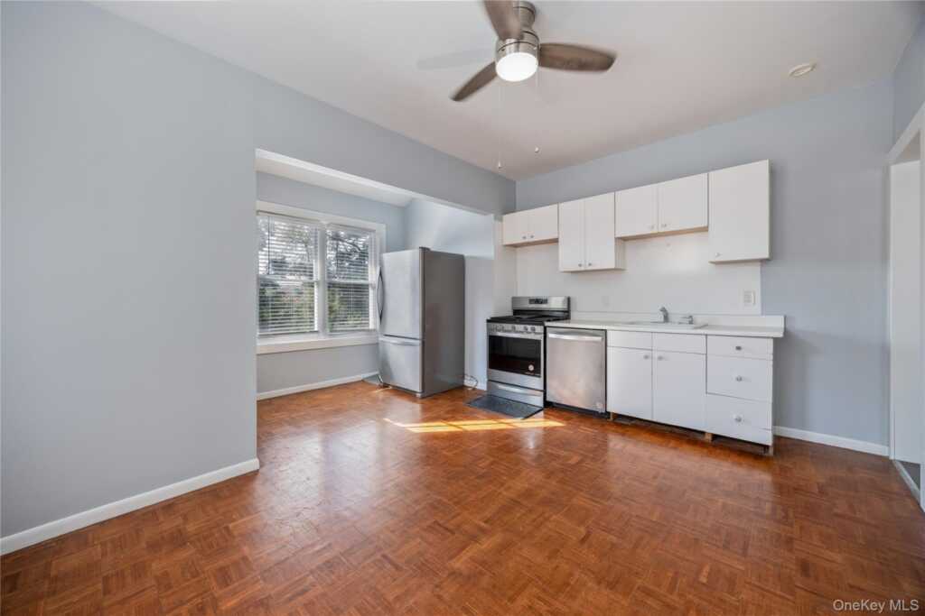 77 N Main Street, Pearl River, NY 10965 - Photo 12 of 20