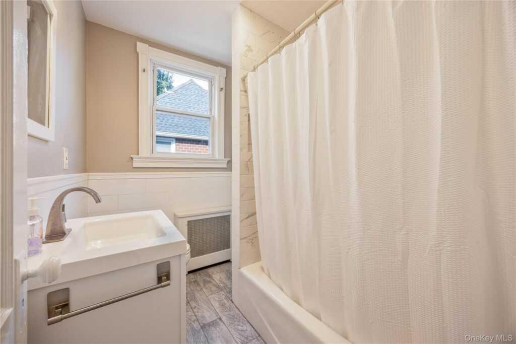 77 N Main Street, Pearl River, NY 10965 - Photo 15 of 20