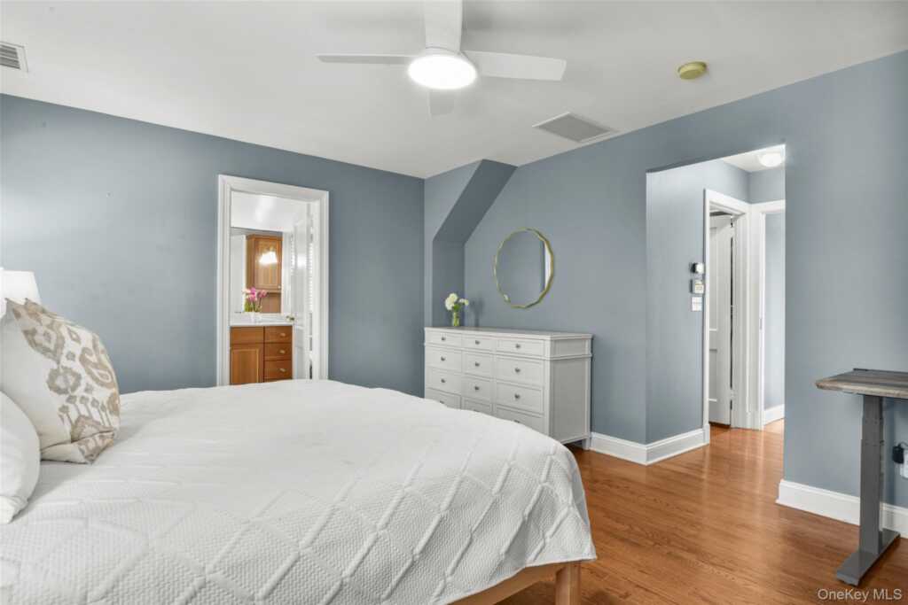 51 Maywood Road, New Rochelle, NY 10804 - Photo 28 of 48